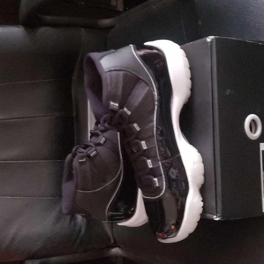 AIR JORDAN 11 RETRO 'Jubilee/25th Anniversary' 2020 - Picture 6 of 14